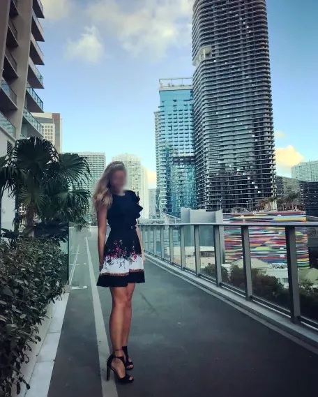 Angelika, 35