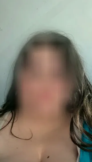 Antonia, 24