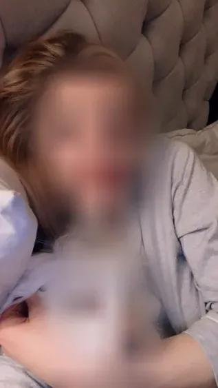 Elisabeth, 31