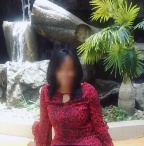 Hanna, 30