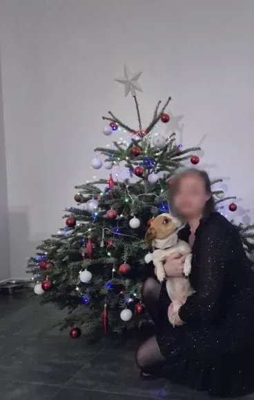 Leonie, 38