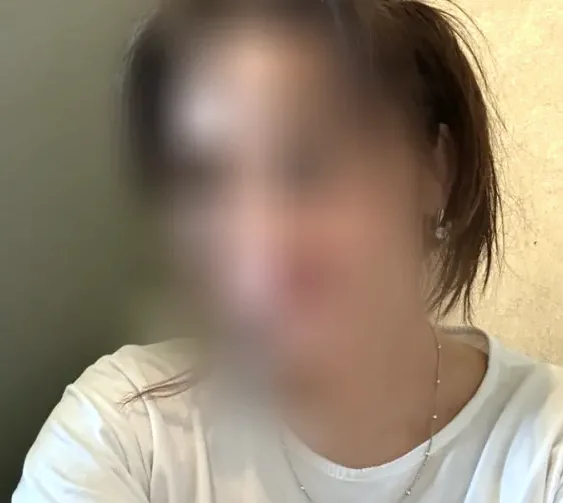 Martina, 35