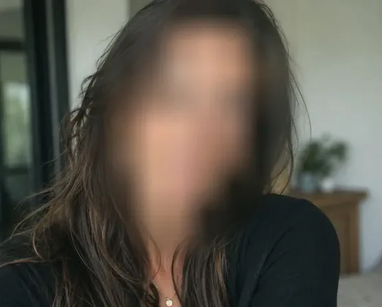 Nina, 38