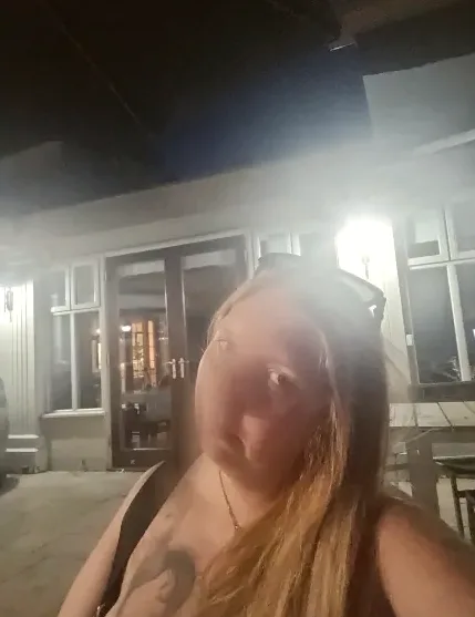 Selina, 35